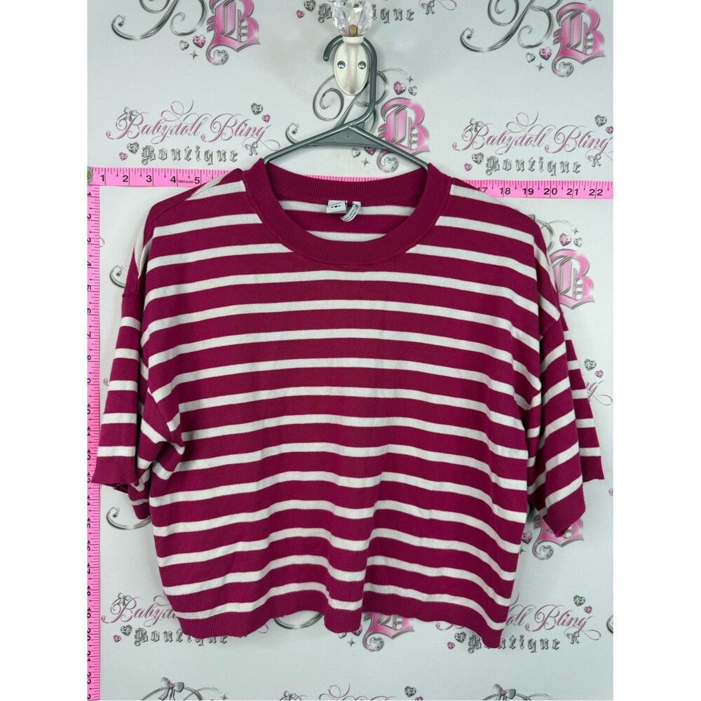 twik shirt Fuchsia and White Striped Cropped Crewneck Tee